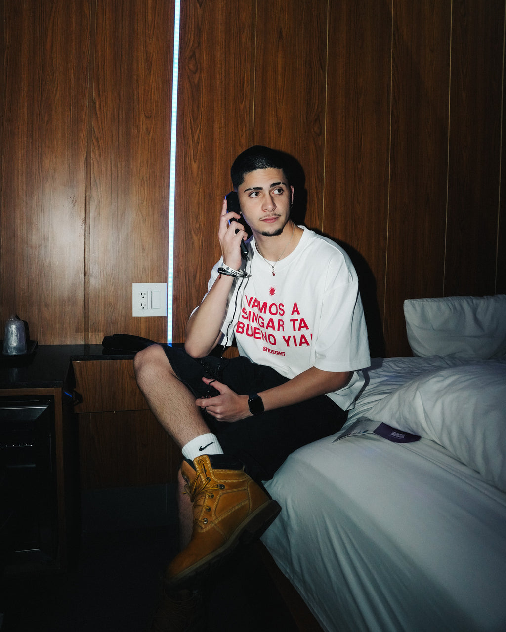 VAMOS A SINGAR - T SHIRT WHITE BOXY FIT