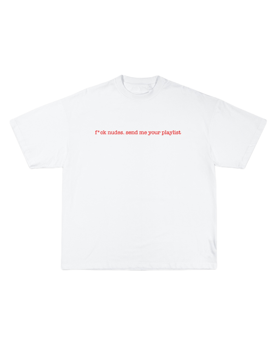 他媽的裸體 T 卹