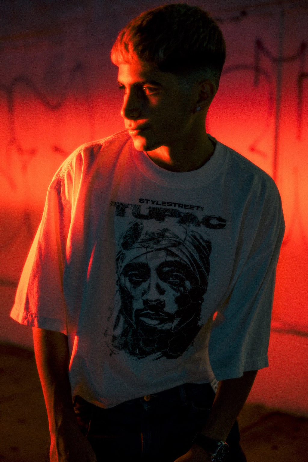TUPAC T - SHIRT - EXTRA OVERSIZED BOXY FIT - STYLESTREET